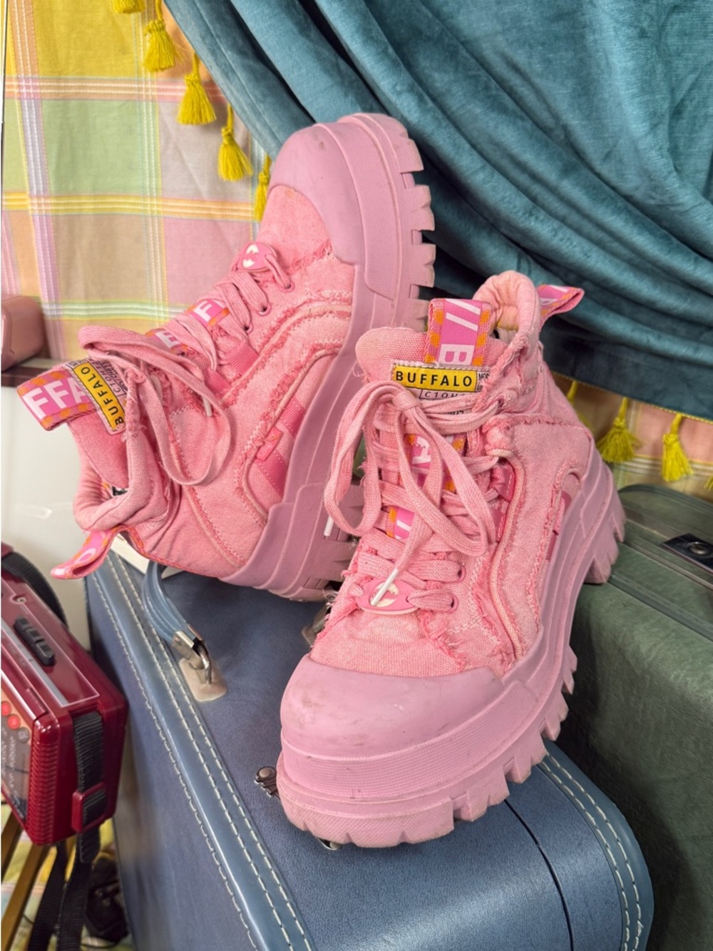 Buffalo David Bitton Chunky Pink Platform Sneakers